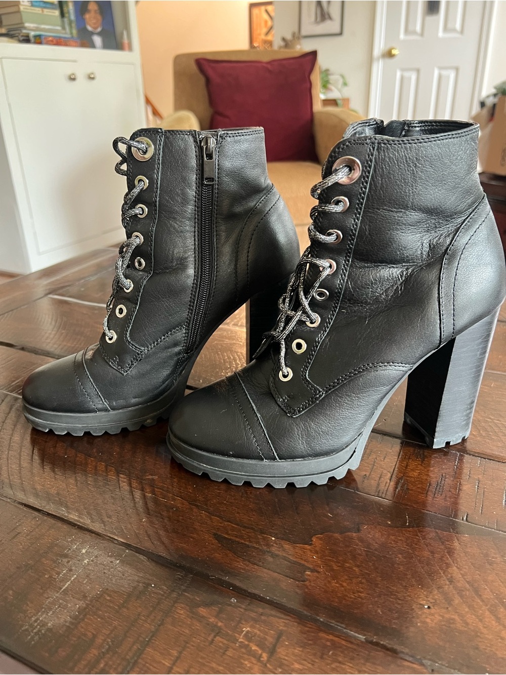 ALDO Black Leather Lace Up Platform Combat Boots 8.5